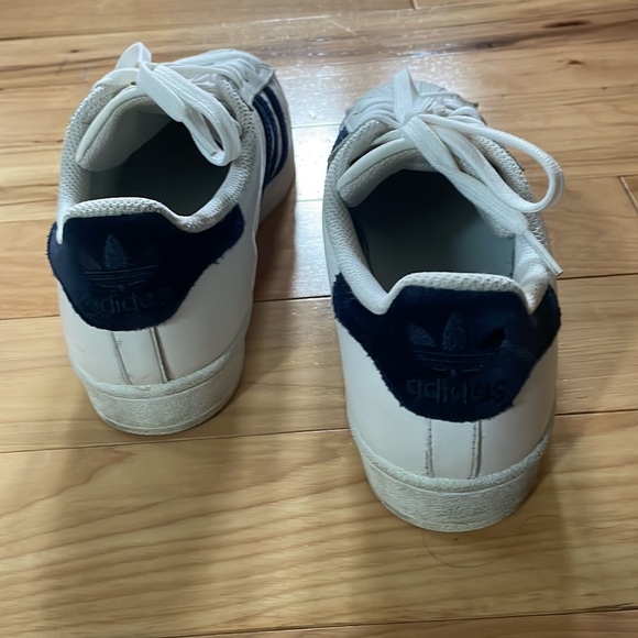 Adidas Superstar - Picture 3 of 5